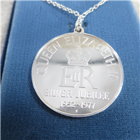 Queen Elizabeth II Royal Silver Jubilee Eyewitness Sterling Pendant (Franklin Mint, 1977)