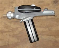 CLASSIC PHASER   (Classic Star Trek, Playmates, 1995 - 1996) 