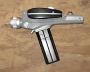 STARFLEET PHASER   (Classic Star Trek, Playmates, 1995 - 1996) 