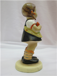 SISTER Figurine (Hummel 98, TMK)