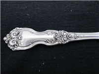La Reine Sterling 6  1/4" Butter Knife   (Wallace  #1921) 