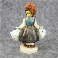 MOTHER'S DARLING Final Issue Figurine (Hummel 175, TMK)