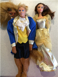 1998 Beauty & the Beast Belle, on Broadway Disney Dolls      (Barbie 19844)