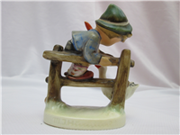 BARNYARD HERO Figurine (Hummel 195 2/0, TMK)