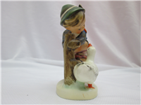 BARNYARD HERO Figurine (Hummel 195 2/0, TMK)