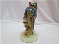 BARNYARD HERO Figurine (Hummel 195 2/0, TMK)