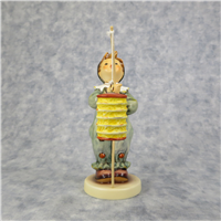 PARADE OF LIGHTS Figurine (Hummel 616, TMK) First Issue