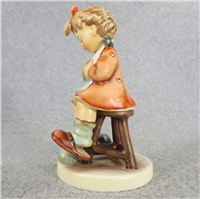 MOTHER'S HELPER Figurine (Hummel 133, TMK)