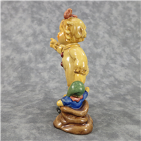 LOOKING AROUND 4-1/4 inch Figurine   (Hummel 2089/A, TMK 8)