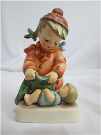 SLEEP TIGHT Figurine (Hummel 424, TMK)