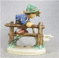 BARNYARD HERO Figurine (Hummel 195/I, TMK)