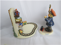 ALL ABOARD First Issue Figurine (Hummel 2044, TMK)