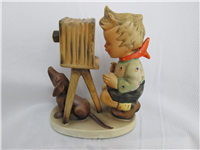 THE PHOTOGRAPHER 4 inch  Figurine  (Hummel 178, TMK 2)