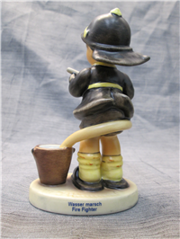 FIRE FIGHTER Wasser marsch Figurine (Hummel 2030, TMK)