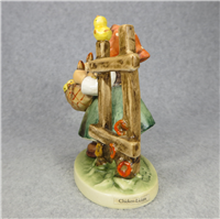 CHICKEN LICKIN Figurine (Hummel 385, TMK)