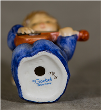 THE ACCOMPONIST lautenklange Figurine (Hummel 453, TMK)