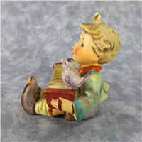 LET'S SING 3 inch Figurine  (Hummel 110/0, TMK 5)