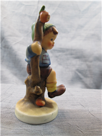 APPLE TREE BOY Figurine (Hummel 142 3/0, TMK)