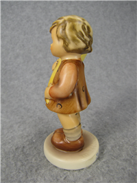 Club Membership A SWEET OFFERING Figurine (Hummel 549 3/0, TMK)