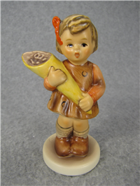 Club Membership A SWEET OFFERING Figurine (Hummel 549 3/0, TMK)