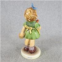THE SURPRISE Figurine (Hummel 431, TMK)