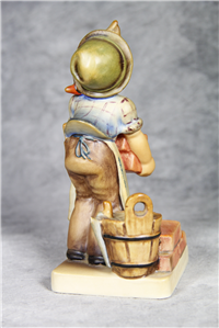 THE BUILDER Figurine (Hummel 305, TMK)