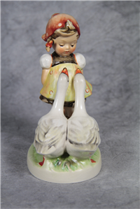 GOOSE GIRL Figurine (Hummel 47/0, TMK)