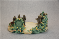 BOUNTIFUL GARDEN 2002 Hummel 2011 TMK 8