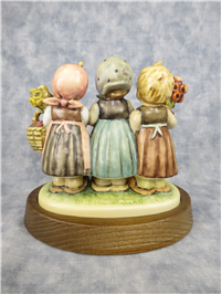 TRIO OF WISHES Figurine (Hummel 721, TMK), Second Limited Edition