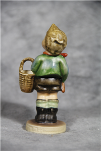 VILLAGE BOY Figurine (Hummel 51 3/0, TMK SS)