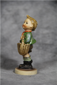 VILLAGE BOY Figurine (Hummel 51 3/0, TMK SS)