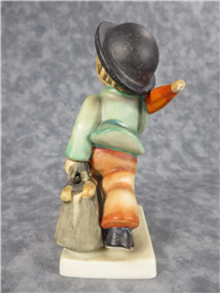 MERRY WANDERER Figurine (Hummel 11/0, TMK SS)