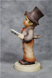 STREET SINGER 5 inch Figurine  (Hummel 131, TMK 5)