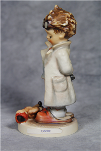 DOCTOR Figurine (Hummel 127, TMK)