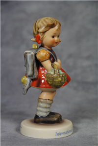 SCHOOL GIRL Special Edition Figurine (Hummel 81 2/0, TMK), International Collectible Exposition