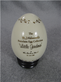 M. I. Hummel LITTLE GARDENER Porcelain Egg (Danbury Mint, 1994)