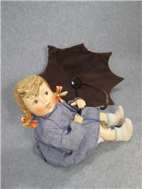UMBRELLA GIRL Porcelain Doll Hummel 152B TMK 7