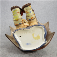 UMBRELLA GIRL 4 Hummel 152/0 B TMK 4