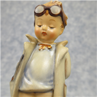 DOCTOR Figurine (Hummel 127, TMK)