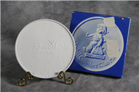 Goebel KEEPSAKE MEDALLION - Collectors' Club Member Bisque Plaque (Hummel TMK)