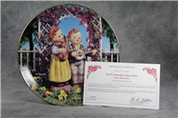 Hummel LITTLE MUSICIANS Limited Edition Plate 23kt Gold Trim (Danbury Mint)