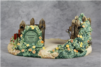 Bountiful Garden Special Edition Basescape (Hummel 1071-D, 2002) 