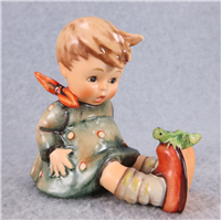 First Issue FRIEND OR FOE? Figurine (Hummel 434, TMK)