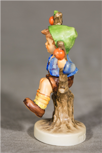 Apple Tree Boy Figurine Hummel 142 3/0 TMK 7