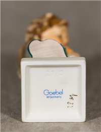 HEAVENLY ANGEL Figurine (Hummel 21/0, TMK)