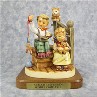 Exclusive Edition WISHES COME TRUE Figurine (Hummel 2025/A, TMK)