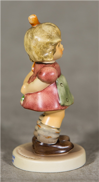 FREE SPIRIT Figurine US Military Community (Hummel 564, TMK)