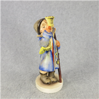 HEAR YE, HEAR YE Figurine (Hummel 15/0, TMK)