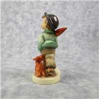 STROLLING ALONG Figurine (Hummel 5, TMK)