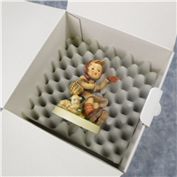 FAREWELL Final Issue Figurine (Hummel 65, TMK)